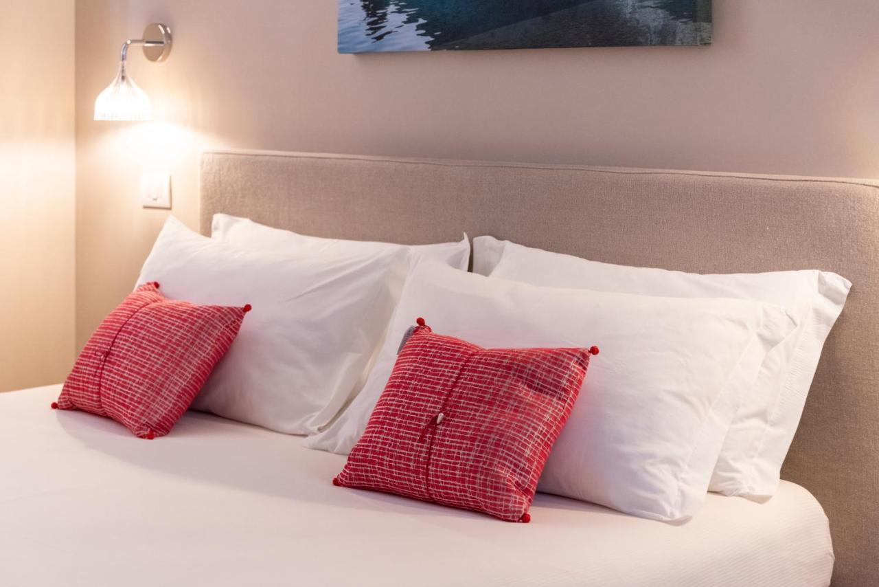 Time To Be - Luxury Apartments Centro Storico Пескьера-дель-Гарда Экстерьер фото
