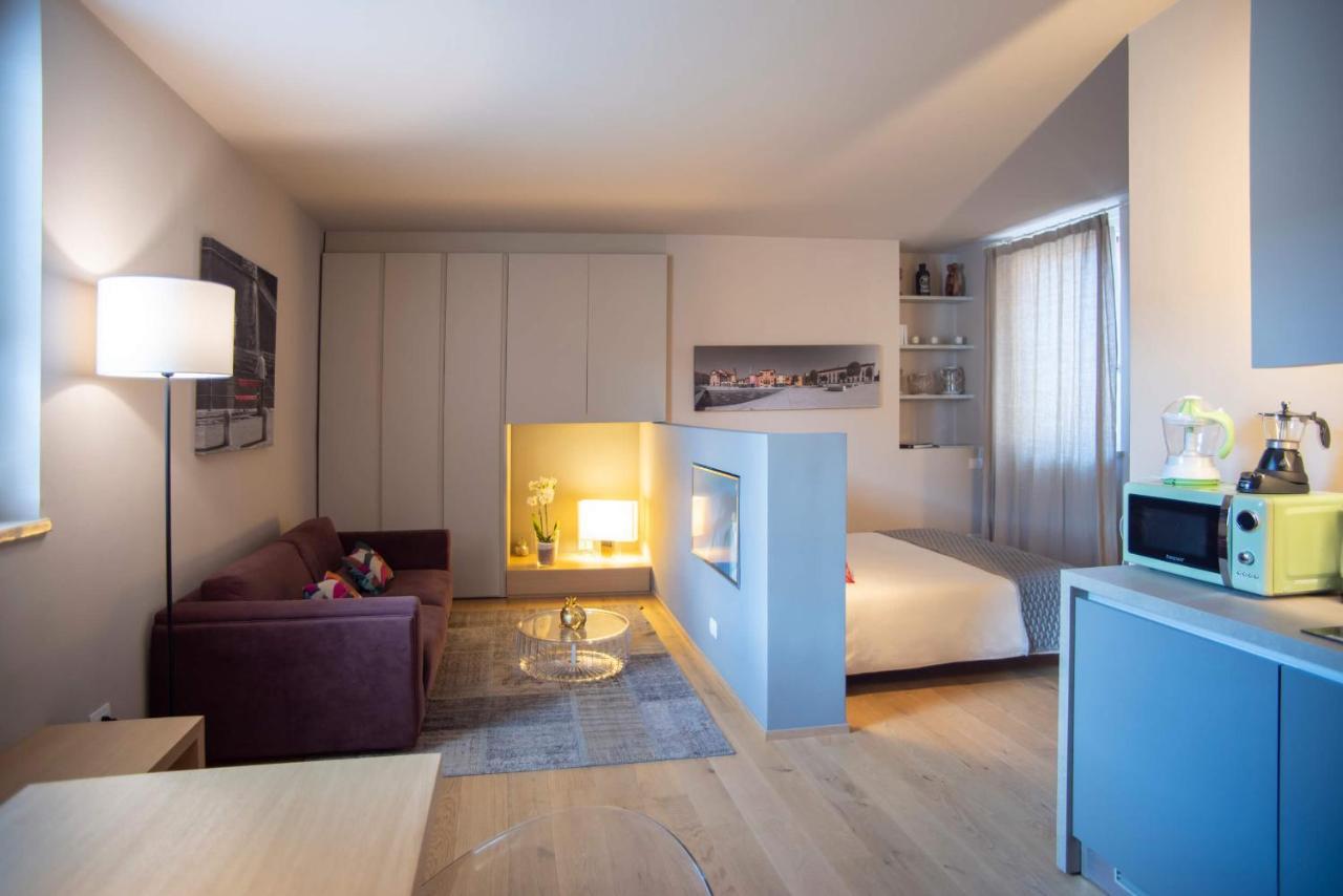 Time To Be - Luxury Apartments Centro Storico Пескьера-дель-Гарда Экстерьер фото